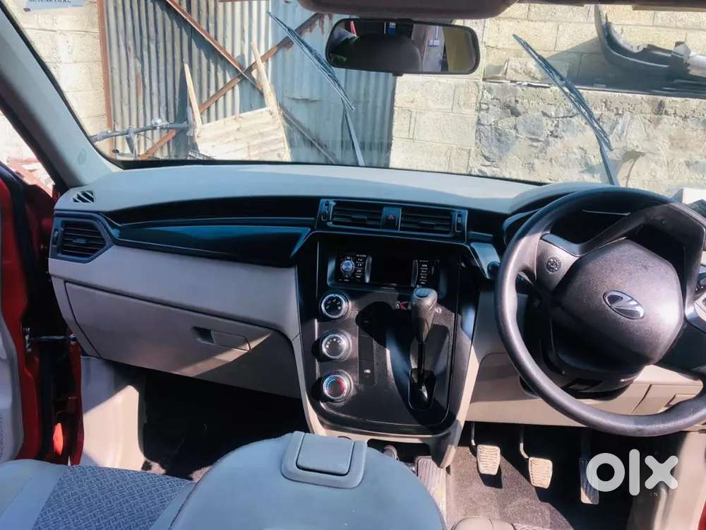 Mahindra Kuv 100 For Immediate Sale