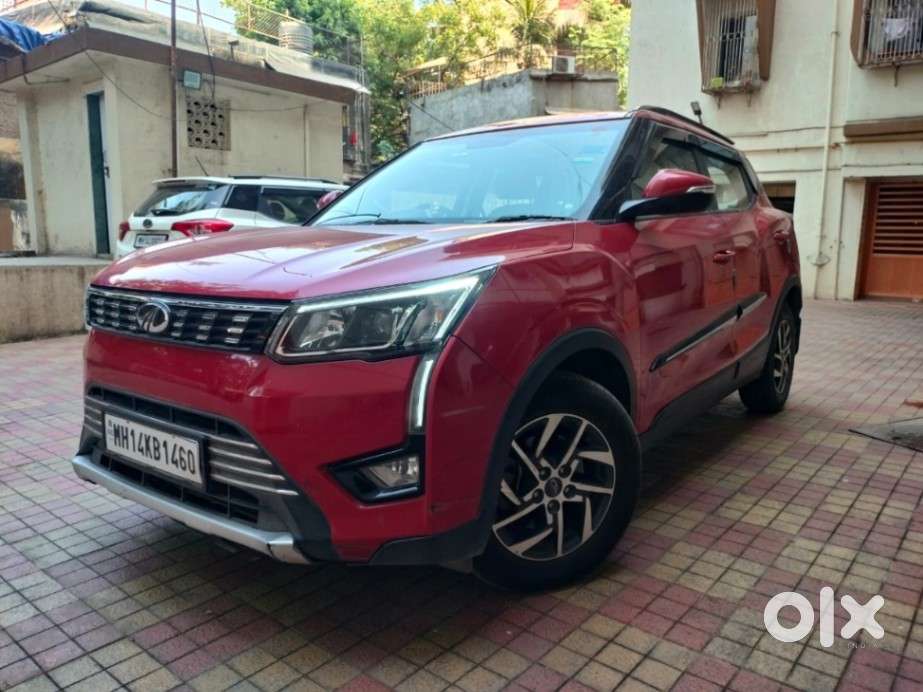 Mahindra Xuv300 1.2 W8 (o) Amt Petrol, 2022, Petrol