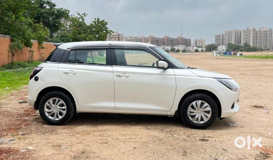 Maruti Suzuki Swift 1.2 Vxi (o), 2025, Petrol