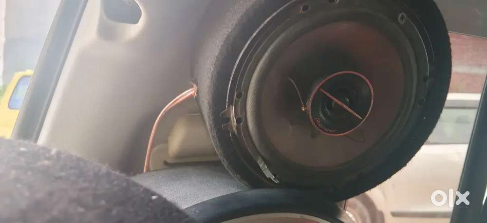 Car speaker  jbl pioneer 6 inchi