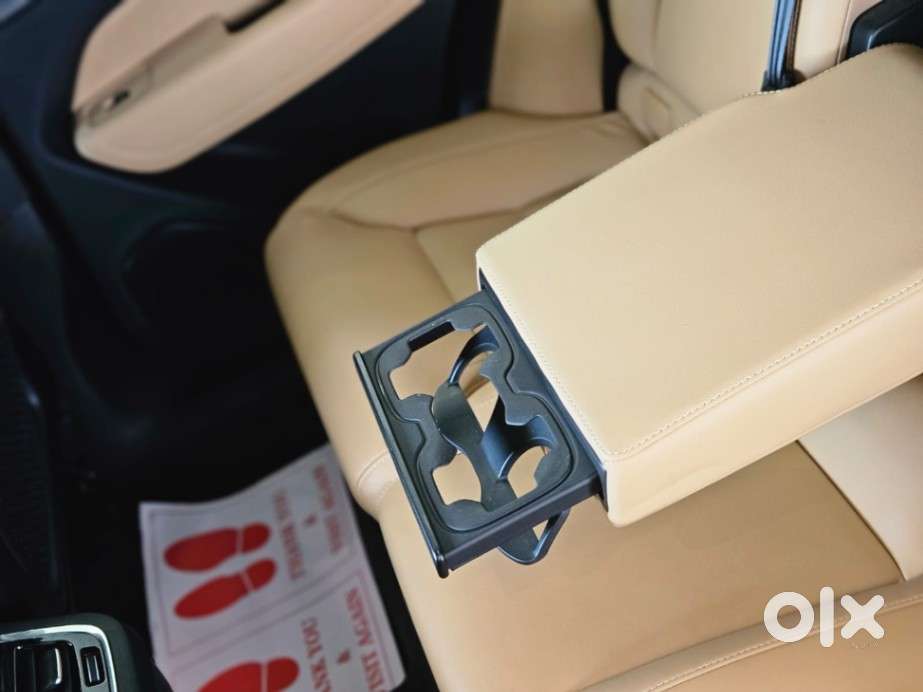 Volvo Xc60 D5 Inscription, 2024, Petrol