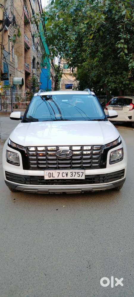 Hyundai Venue S 1.2 Petrol, 2023, Petrol