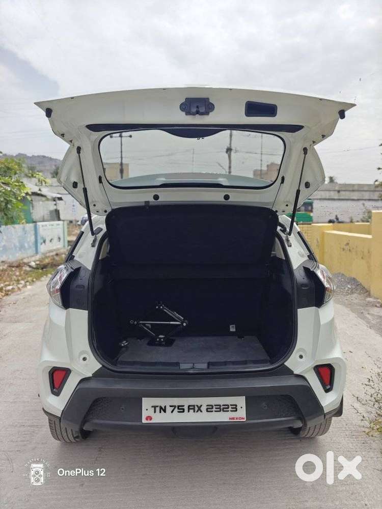 Tata Nexon 1.5 Revotorq Xm (s), 2022, Diesel