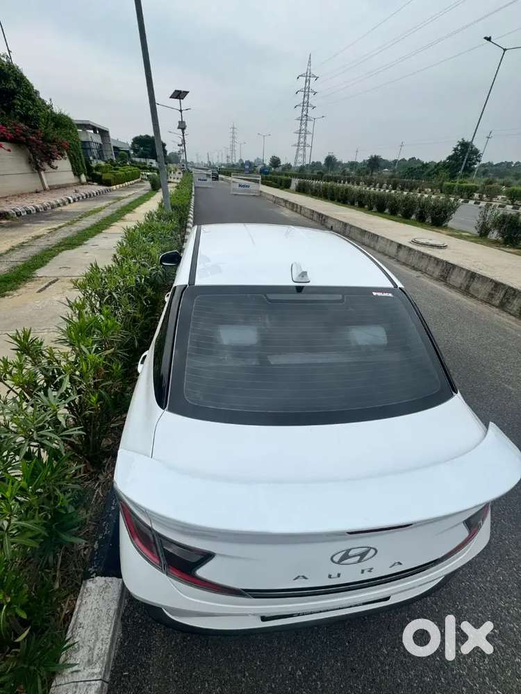 Hyundai Aura 2025 Cng & Hybrids 23000 Km Driven