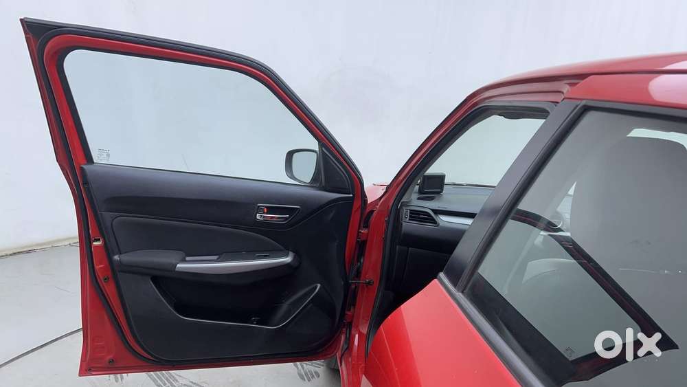 Maruti Suzuki Swift Amt Zxi, 2018, Petrol