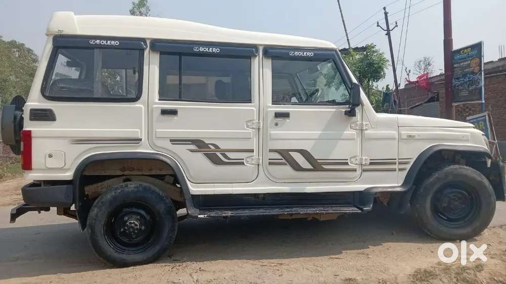 Mahindra Bolero Neo Plus 2013