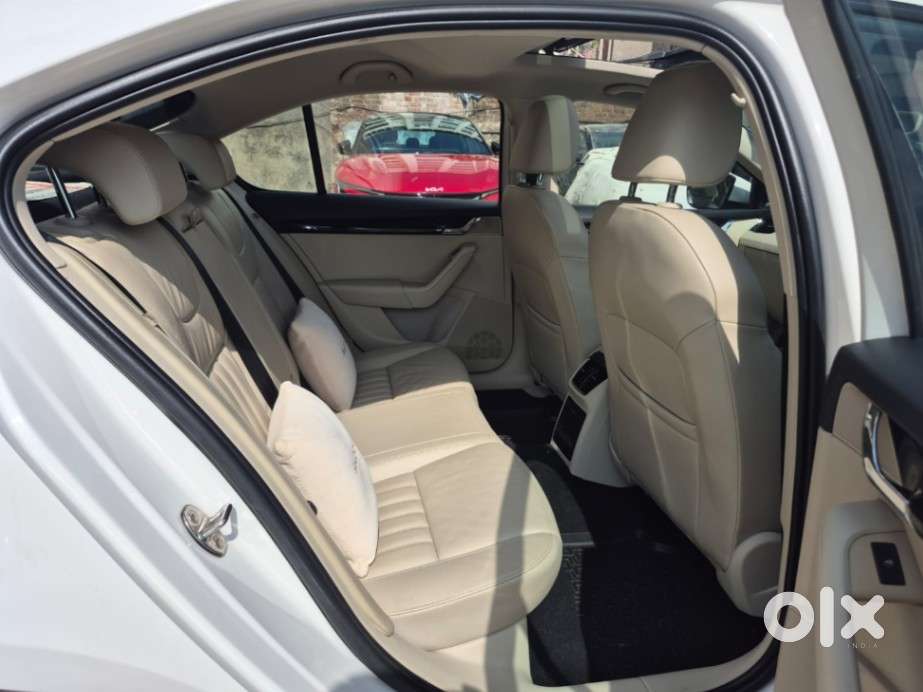 Skoda Octavia 1.8 Tsi At L K, 2019, Petrol