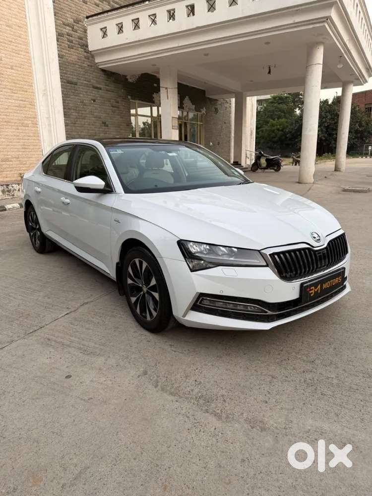 Skoda Superb 2.0 L&k Tsi At, 2020, Petrol