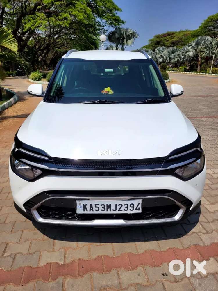 Kia Carens 2022 Diesel Well Maintained