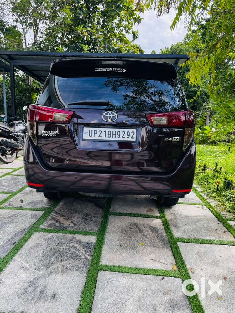 Toyota Innova Crysta 2016