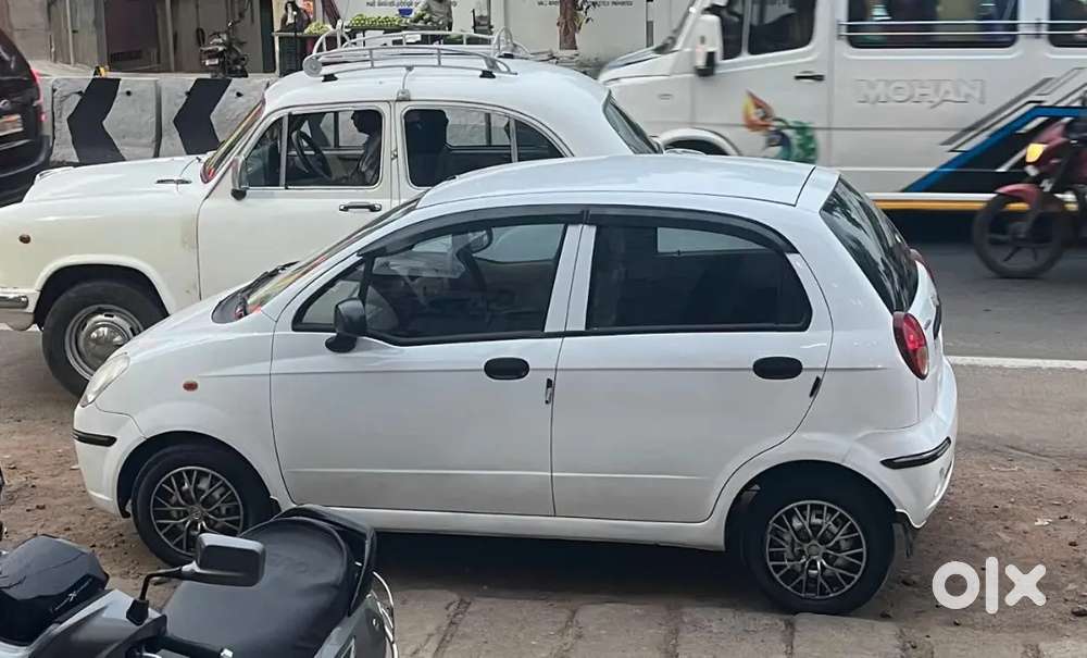 Chevrolet Spark 2011 Petrol Well Maintained