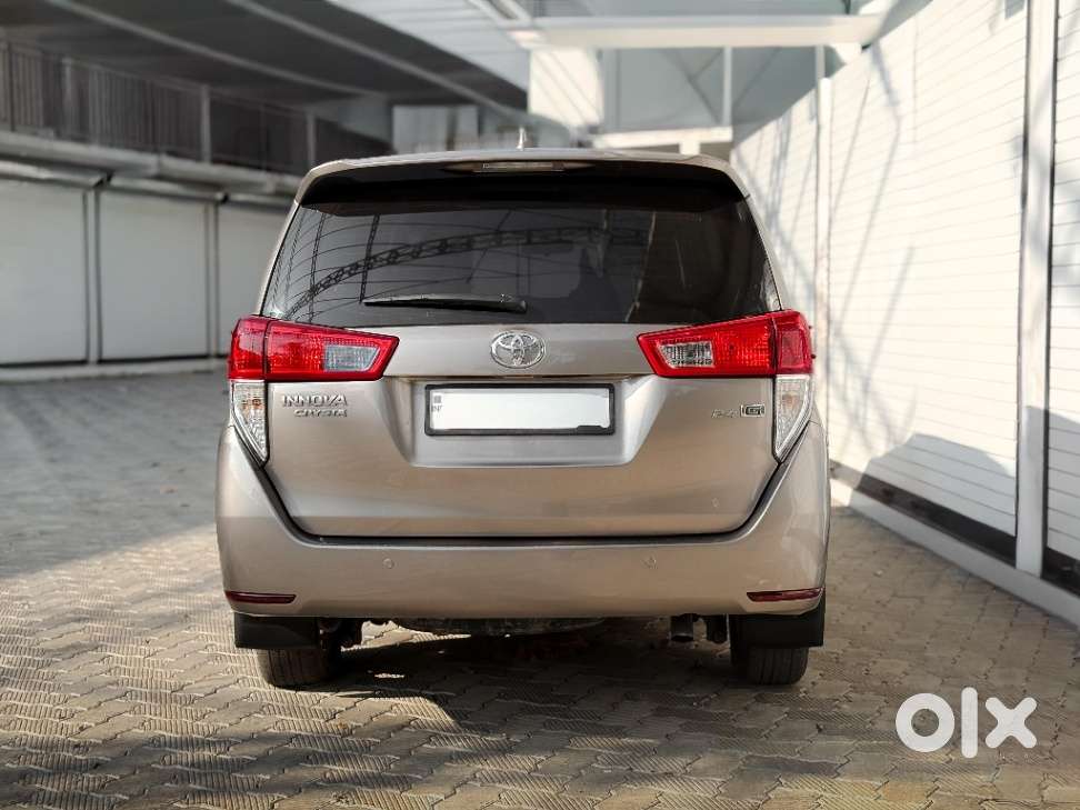 Toyota Innova Crysta 2.4 Gx Mt, 2017, Diesel
