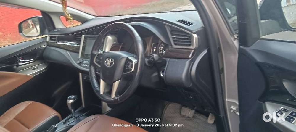 Toyota Innova Crysta 2.8z Automatic, 2017, Diesel