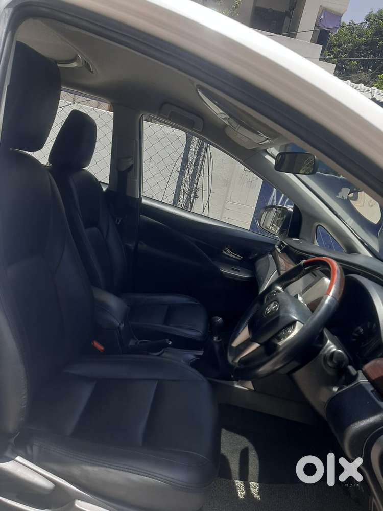 Toyota Innova Crysta 2.4 V 8 Str, 2018, Diesel