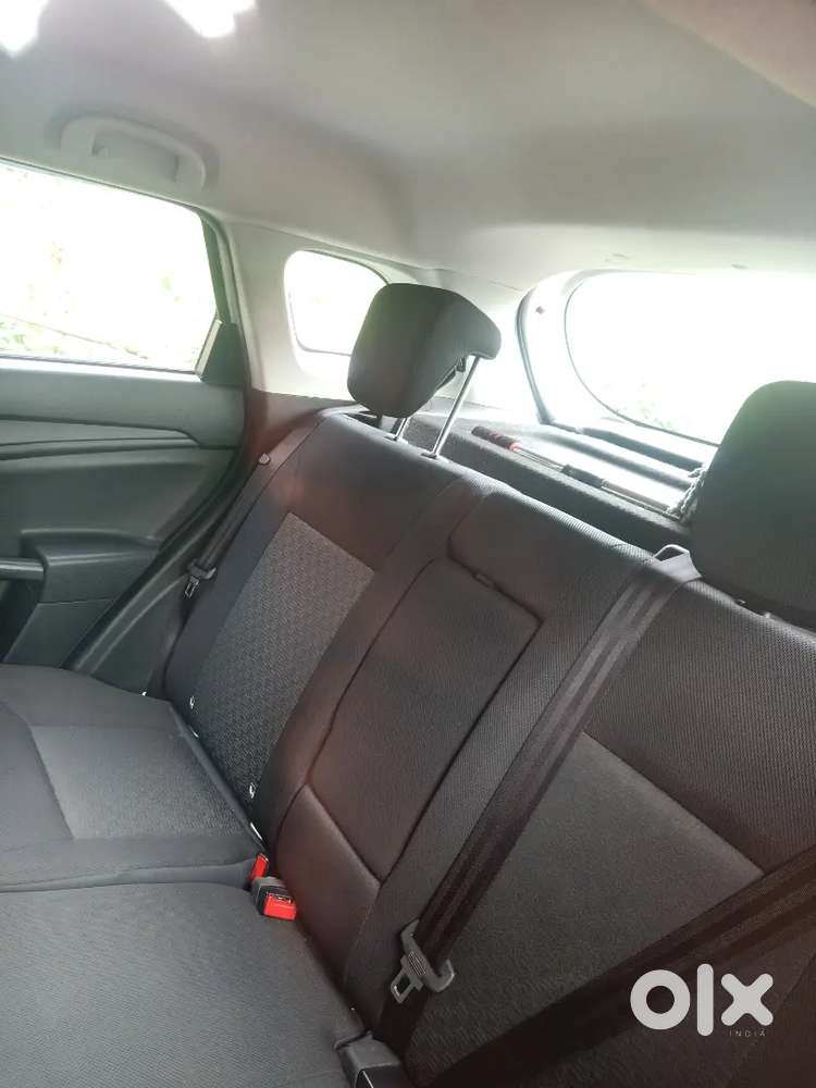 Maruti Suzuki Brezza Lxi 2026