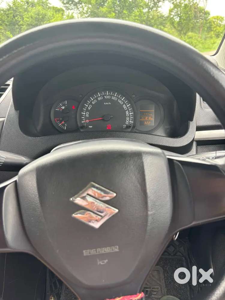 Maruti Suzuki Swift Lxi (o) 2017 Petrol