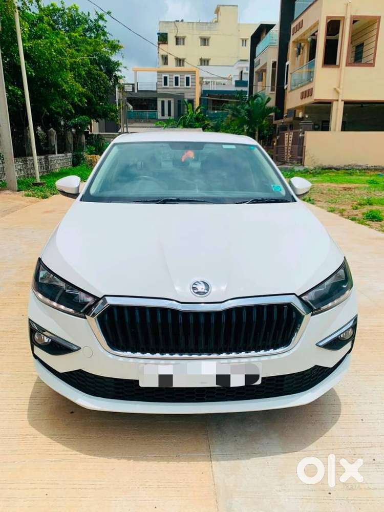 Skoda Slavia Ambition 1.5l Tsi Dsg, 2023, Petrol