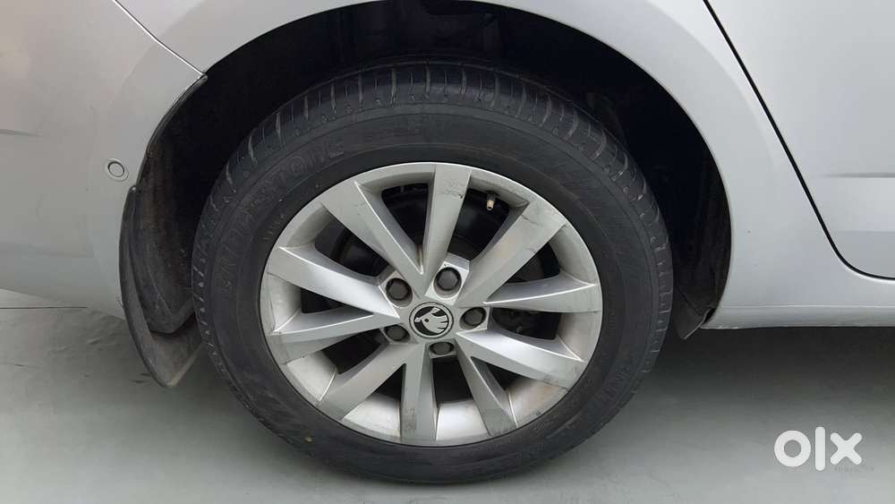 Skoda Octavia 2.0 L K Tsi At, 2018, Petrol
