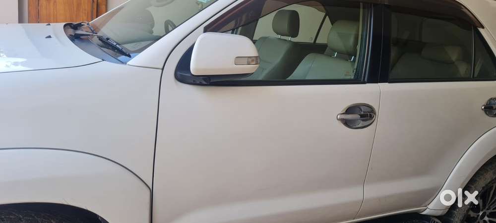 Toyota Fortuner Diesel 2012