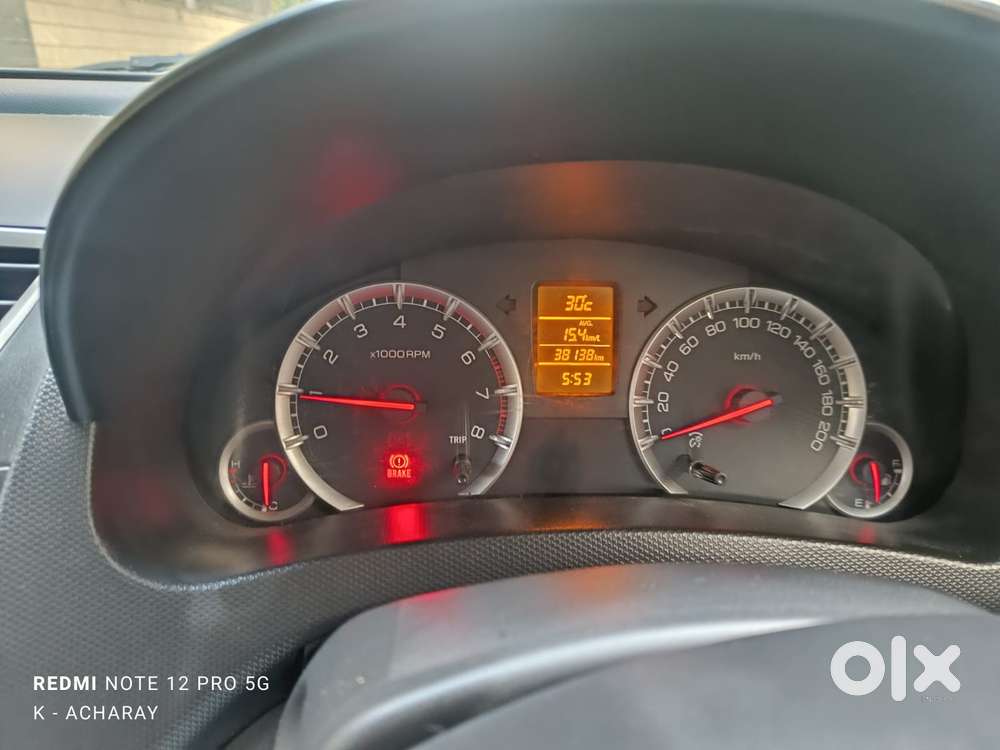 Maruti Suzuki Swift Zxi, 2016, Petrol