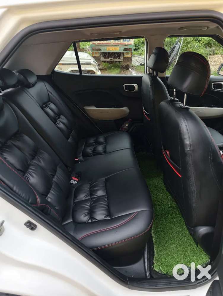 Hyundai New Venue Petrol 2024 Automatic