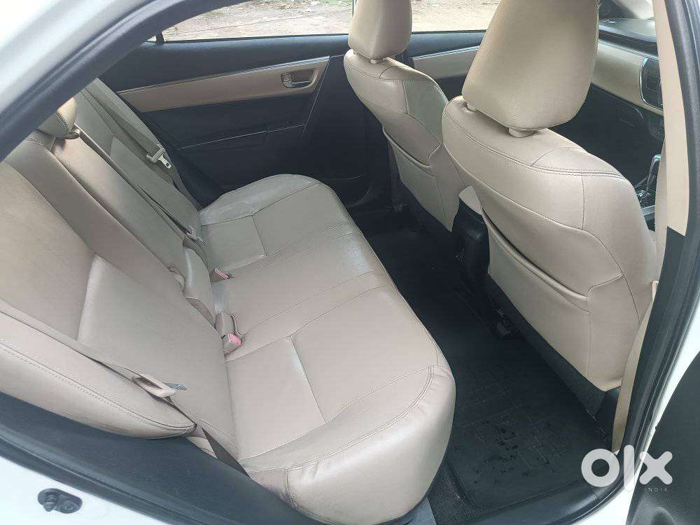 Toyota Corolla Altis 2013-2017 Vl At, 2014, Petrol