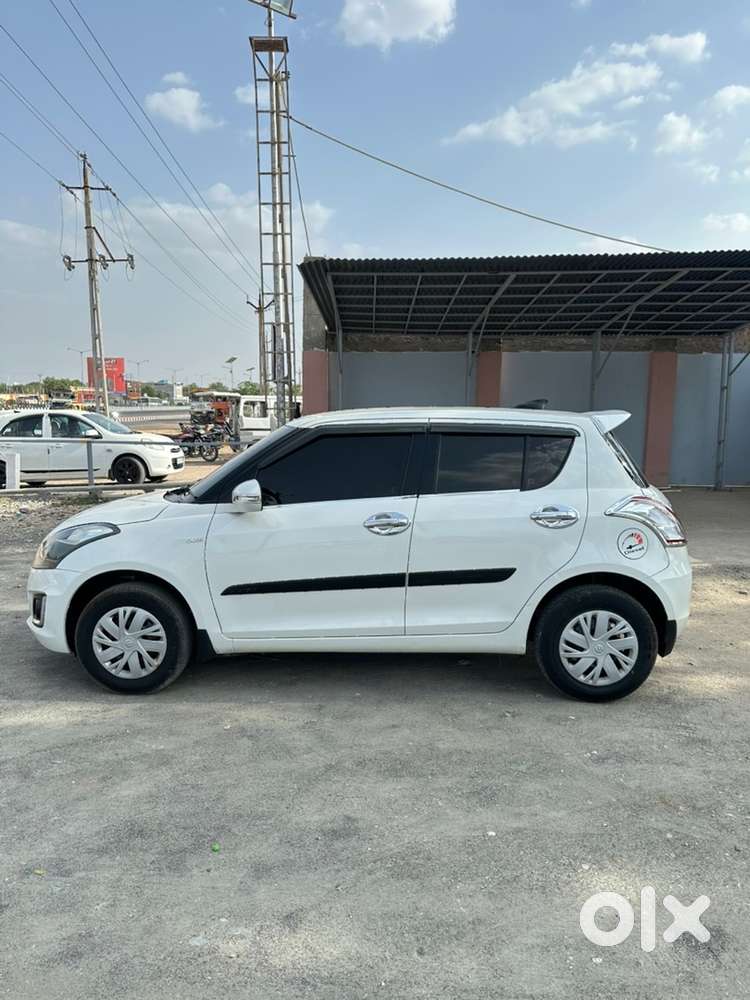 Maruti Suzuki Swift 2017 Diesel 113000 Km Driven