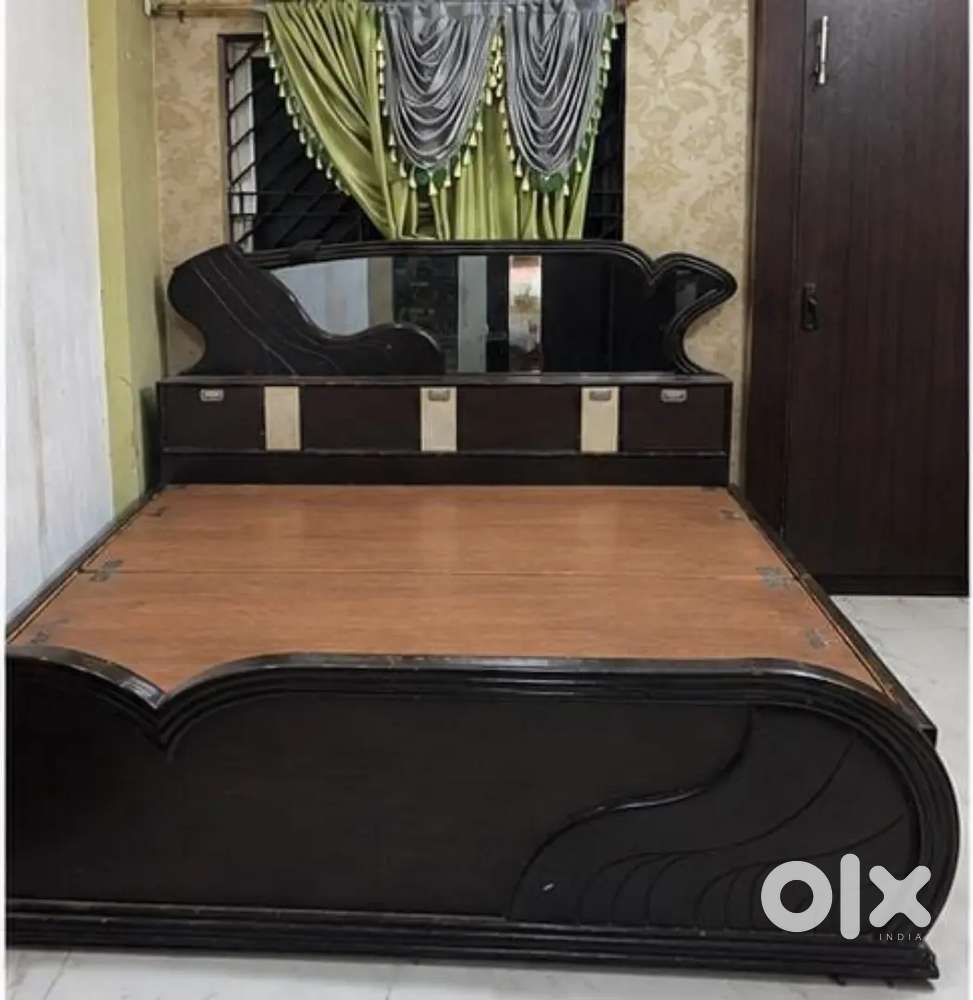 Heavy WoodStorage Bed 6&times;6.5 ft  Spacious Storage Strong & Sturdy