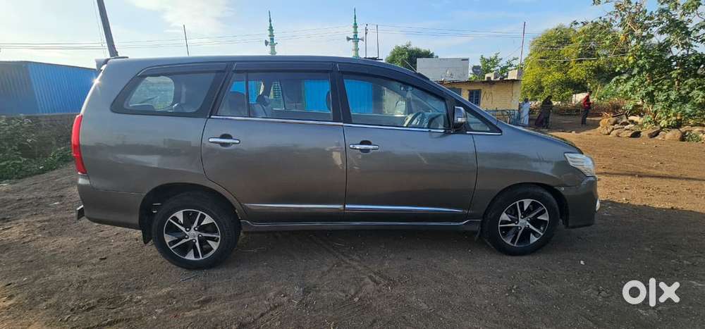 Toyota Innova Diesel 2014