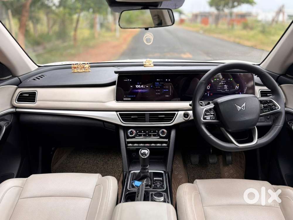 Mahindra Xuv700, 2022, Diesel