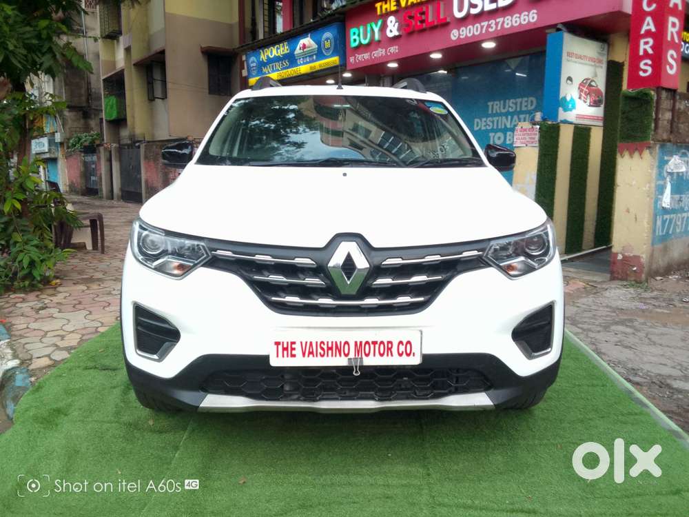 Renault Triber Rxz, 2022, Petrol