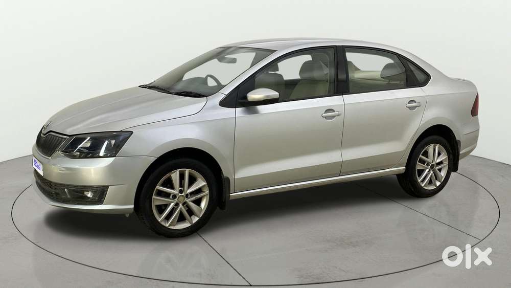 Skoda Rapid 1.6 Mpi At Style, 2017, Petrol