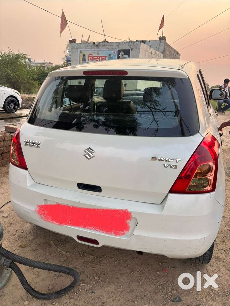 Maruti Suzuki Swift 2011