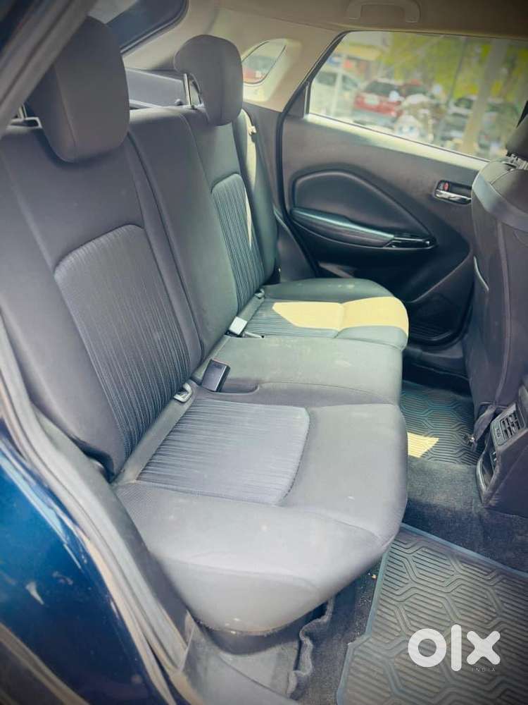 For Rental Day(1000)or Monthly 27500 /