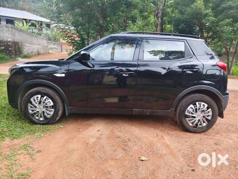Mahindra Xuv300 W4, 2024, Petrol