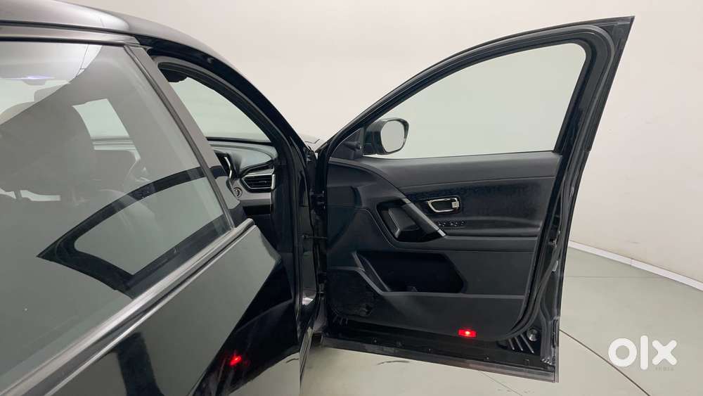 Tata Harrier Xza Plus Dark Edition, 2021, Diesel