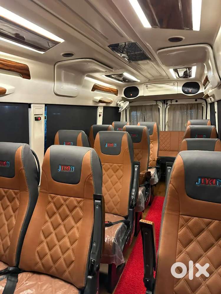 Force Motors Trax Cruiser 2023 Diesel 180000 Km Driven