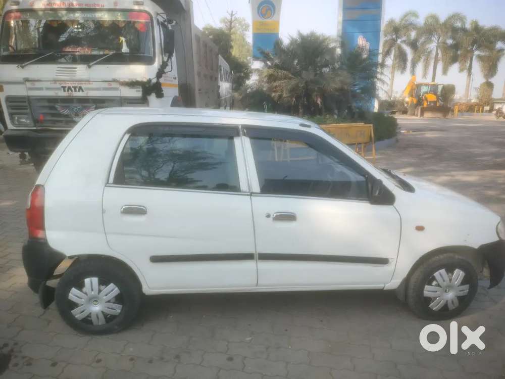 ऑल्टो Lxi फ्रेश कंडीशन Cng कार्ड पर भी चढ़ा है