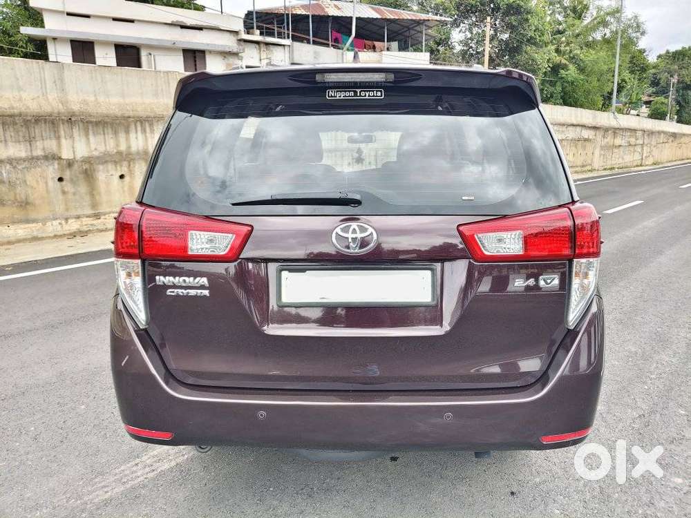 Toyota Innova Crysta 2.4 V, 2016, Diesel