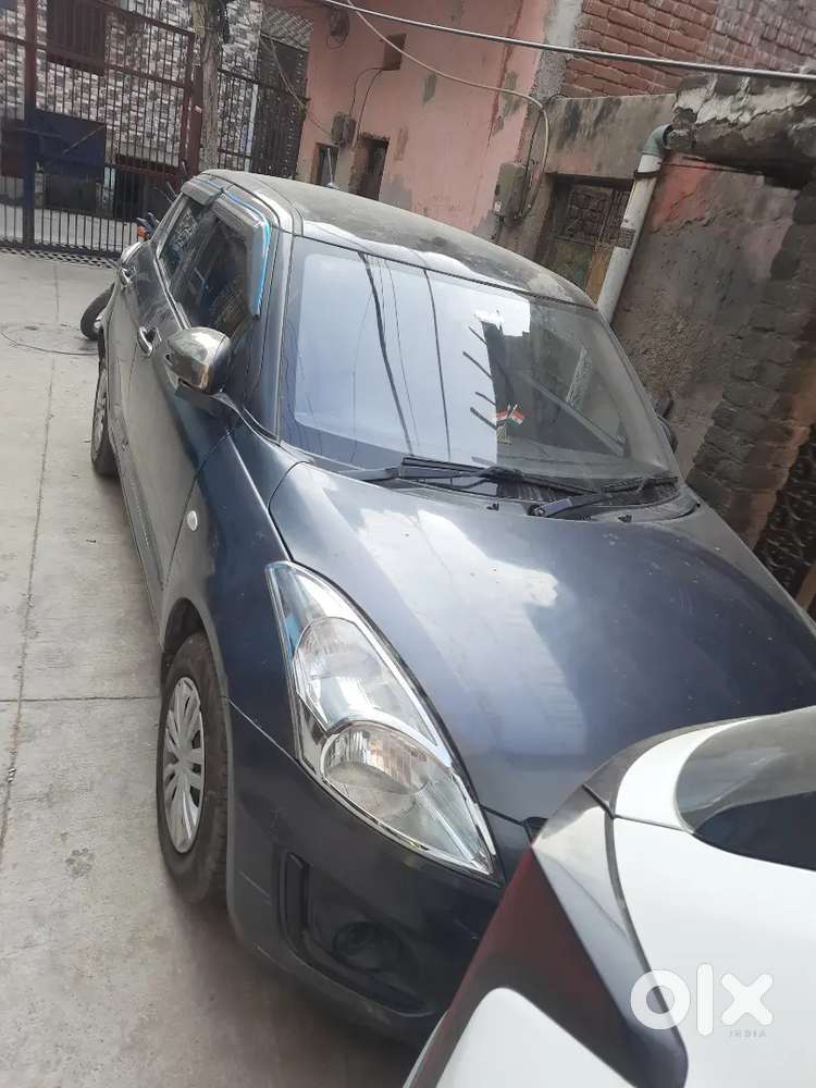 Maruti Suzuki Swift Lxi 2017