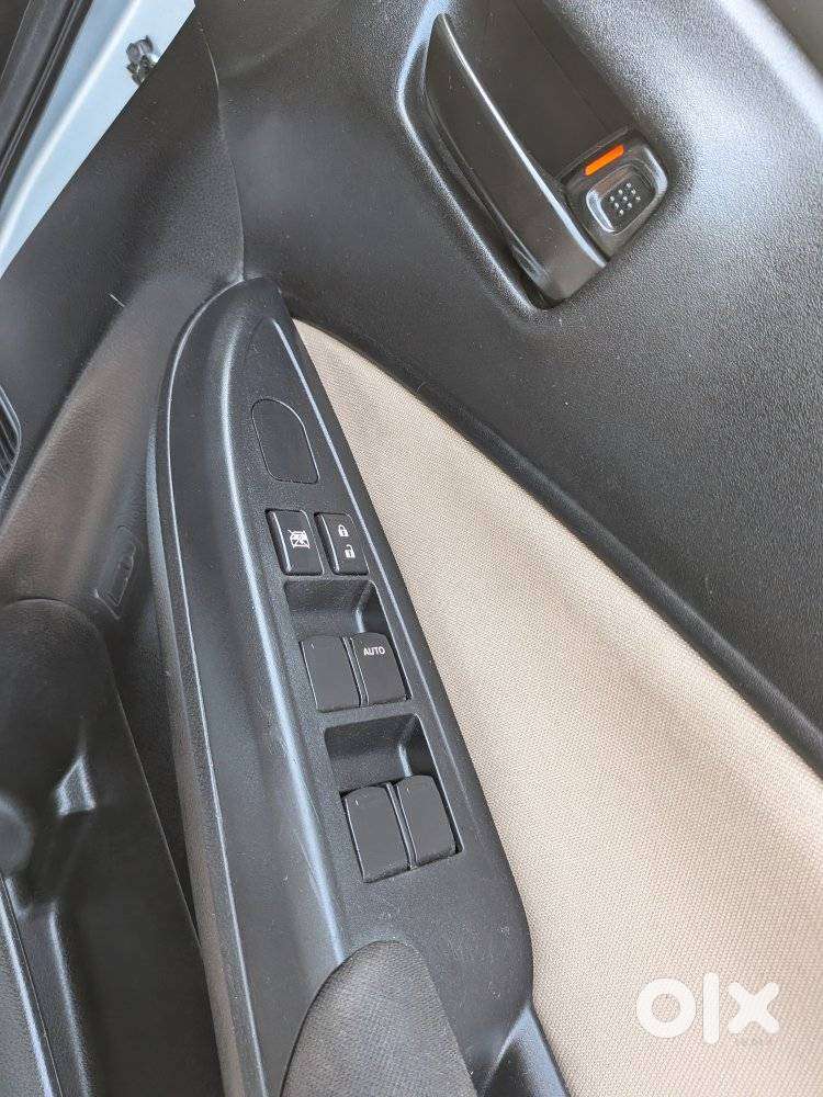 Toyota Glanza 1.2 E, 2023, Petrol