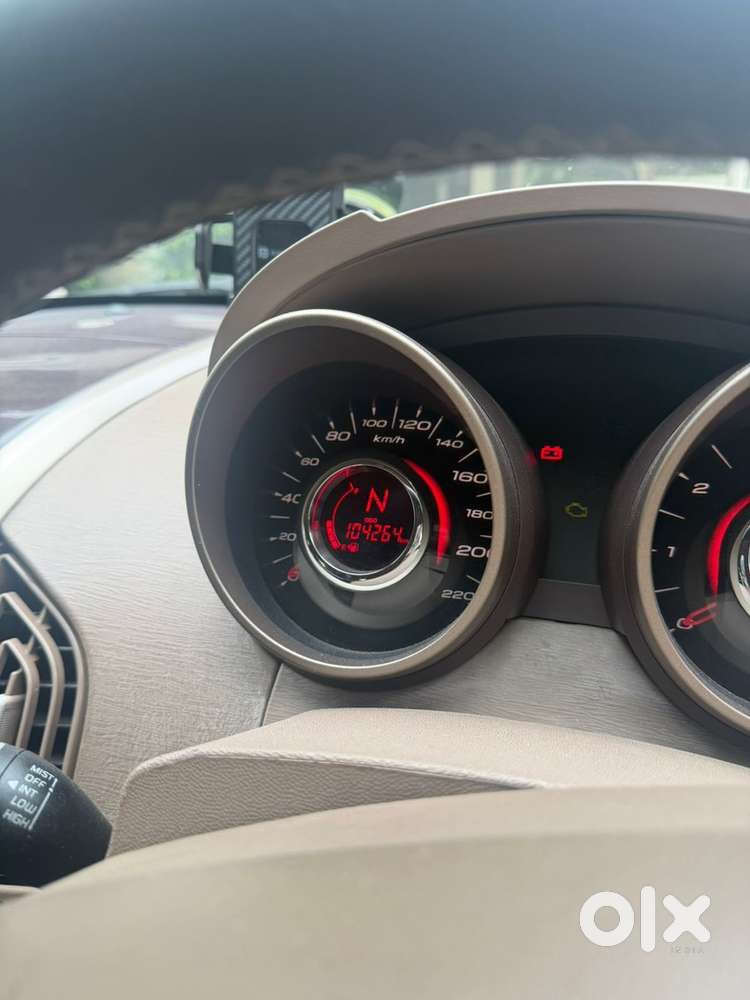 Mahindra Xuv500 2014