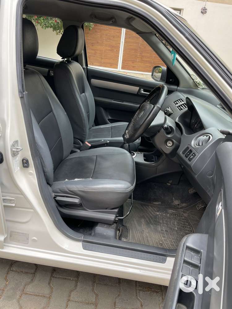 Maruti Suzuki Swift Vxi + Manual, 2010, Petrol