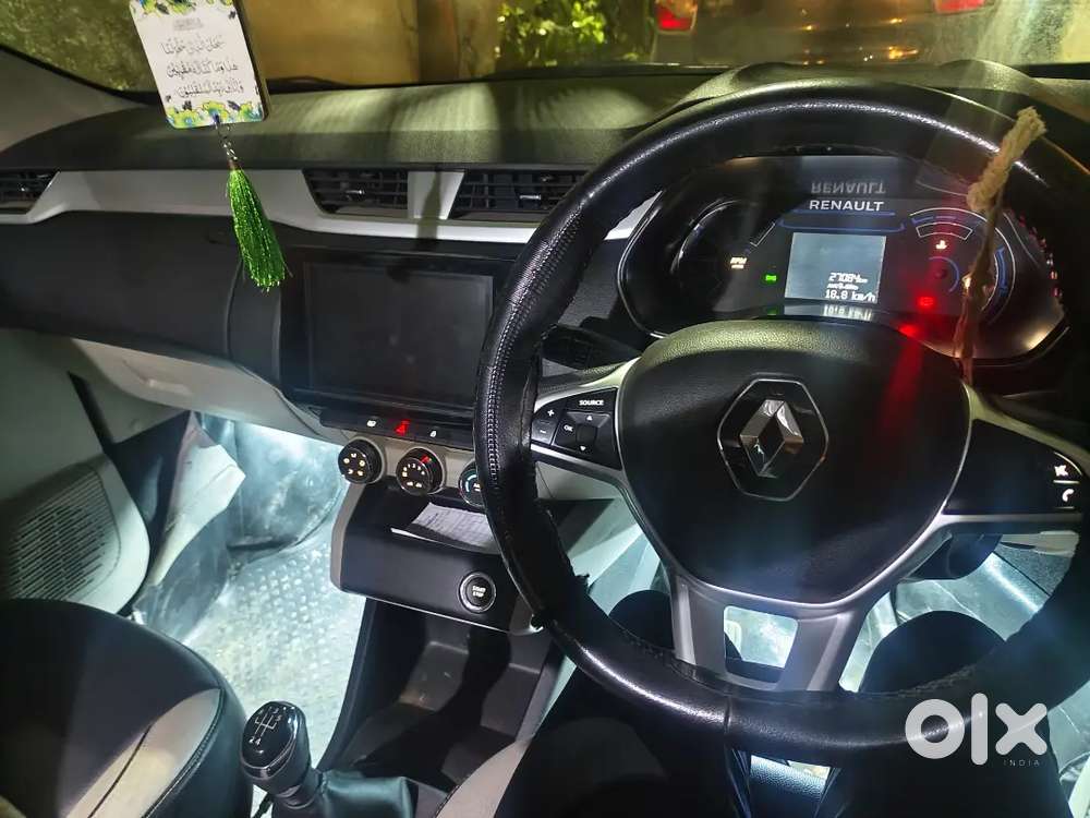 Renault Triber 7 Seater October 2021 High Model Rxz Mt 1.0 L Ece