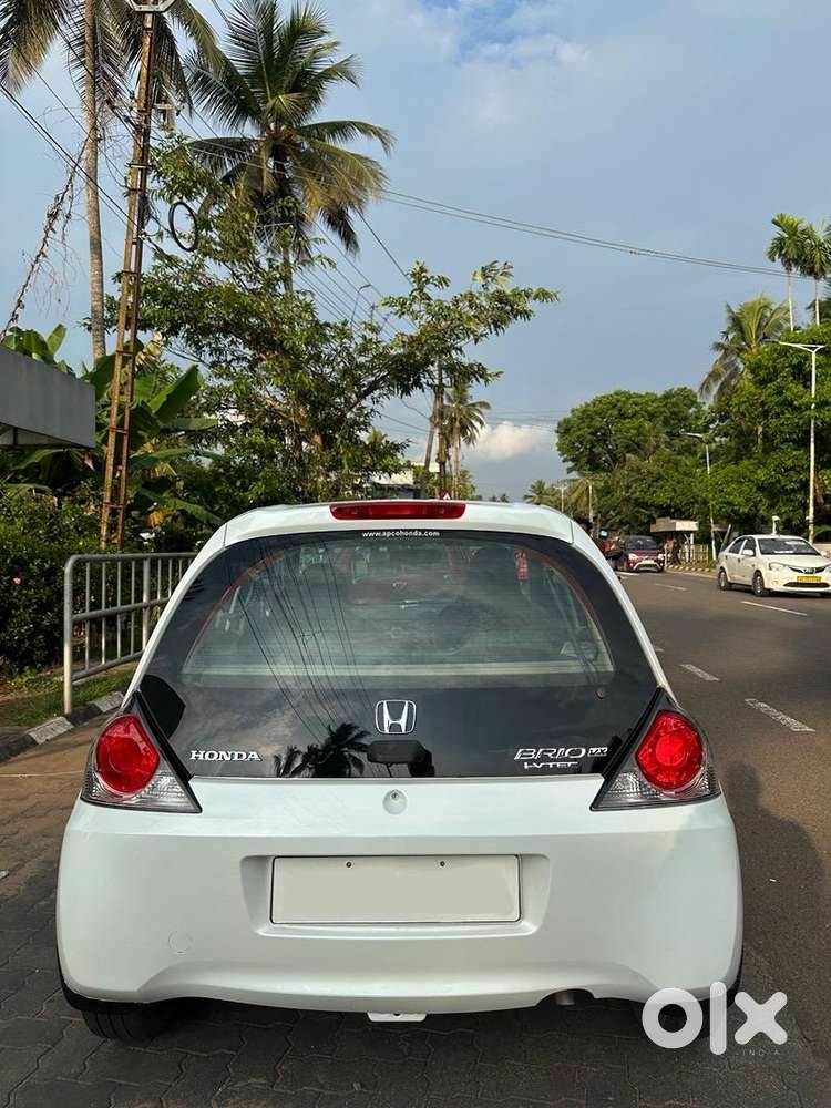 Honda Brio 2015 Petrol Well Maintained