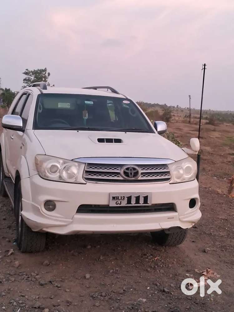 Toyota Fortuner Diesel Manual 2011 Model
