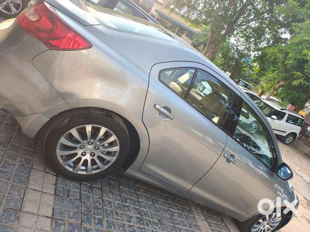 Maruti Suzuki Kizashi Cvt, 2011, Petrol