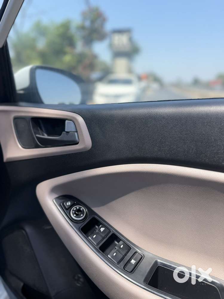 Hyundai I20 Asta Option, 2017, Cng & Hybrids