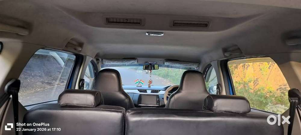 Renault Triber Rxz, 2023, Petrol