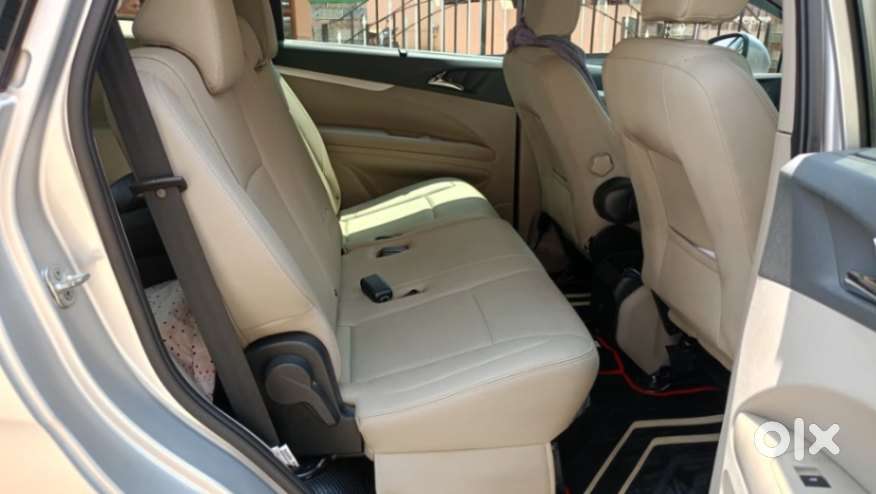 Mahindra Marazzo M8, 2020, Diesel